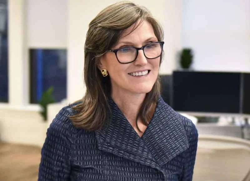 キャシー・ウッド氏のアーク・インベスト、市場の需要拡大を受け複数の革新的なビットコインETFを申請