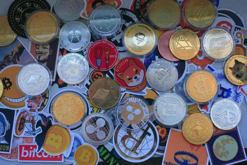 米国の主要データ発表を前にリスク選好が後退し、暗号資産市場は急落